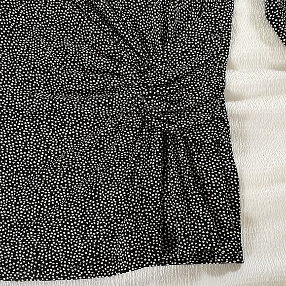 Banana Republic blouse - Picture 3 of 4